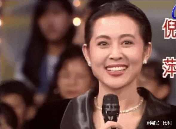 相都变了陈凯歌那句话注定了她的结局爱游戏app为品牌代言的倪萍连面(图3)